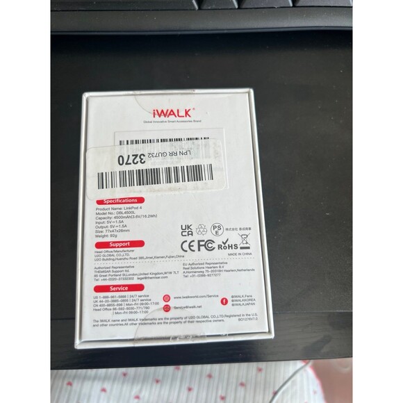 iWalk LinkPod 4 docking battery for iPhones - Picture 2 of 5